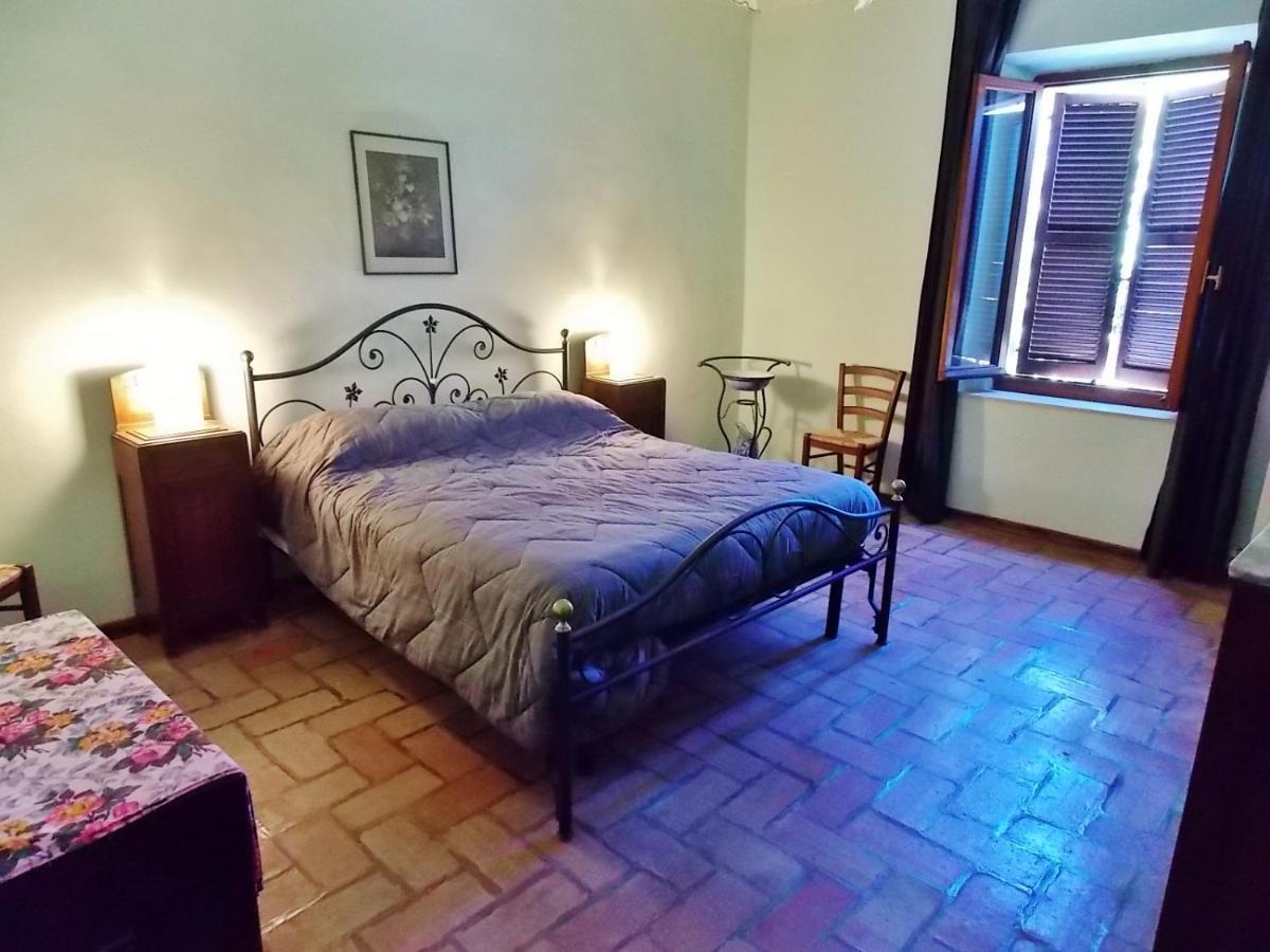 San Lorenzo Cerreto dʼEsi Extérieur photo